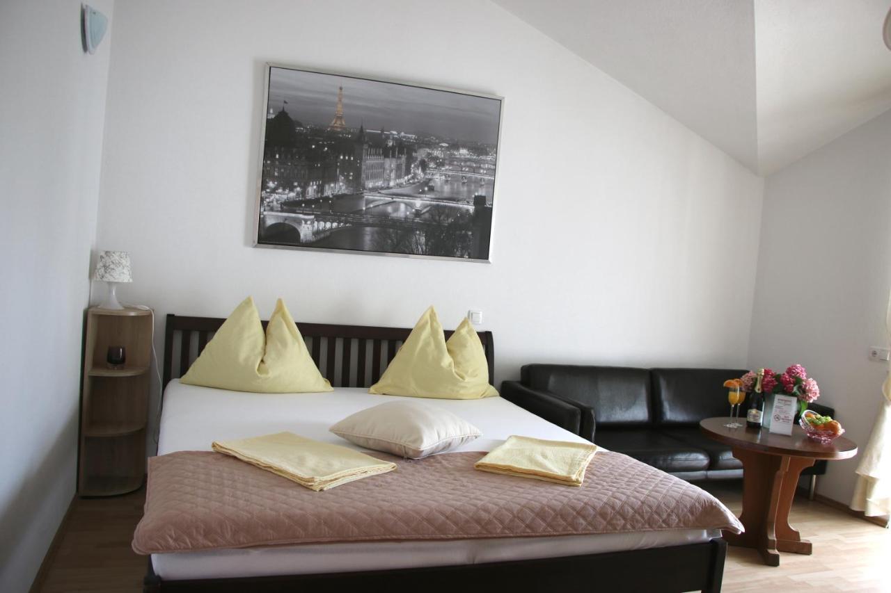 Apartments Gavric Трогир Екстериор снимка