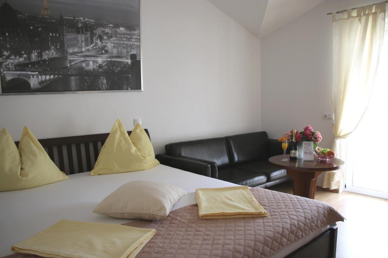 Apartments Gavric Трогир Екстериор снимка