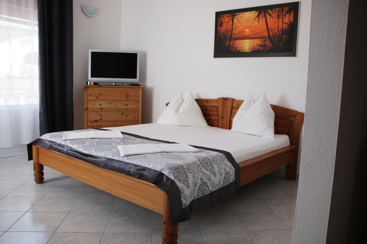 Apartments Gavric Трогир Екстериор снимка