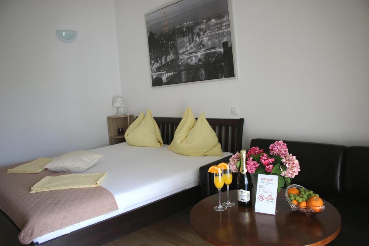 Apartments Gavric Трогир Екстериор снимка