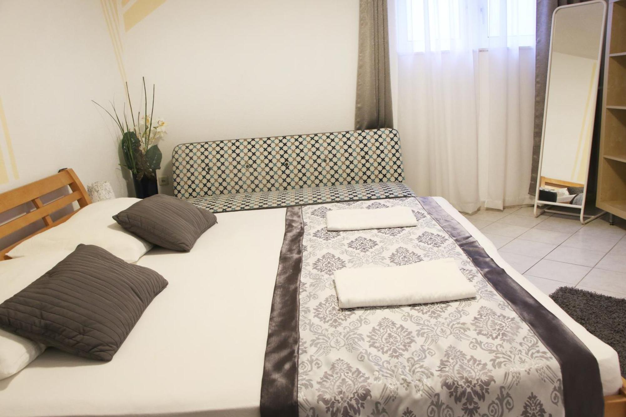 Apartments Gavric Трогир Стая снимка