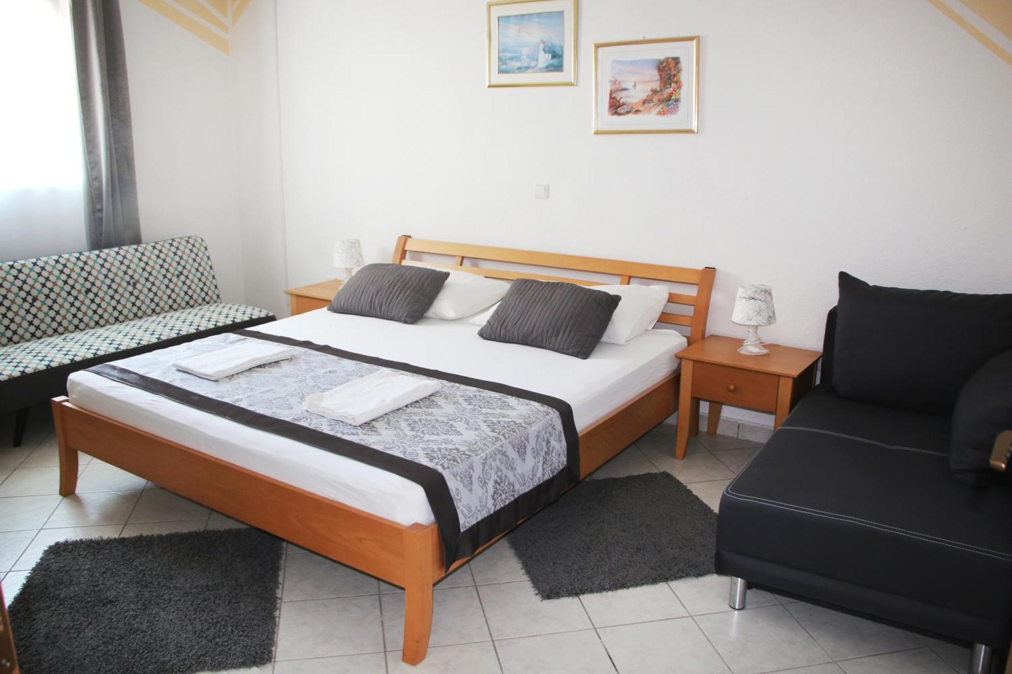 Apartments Gavric Трогир Екстериор снимка